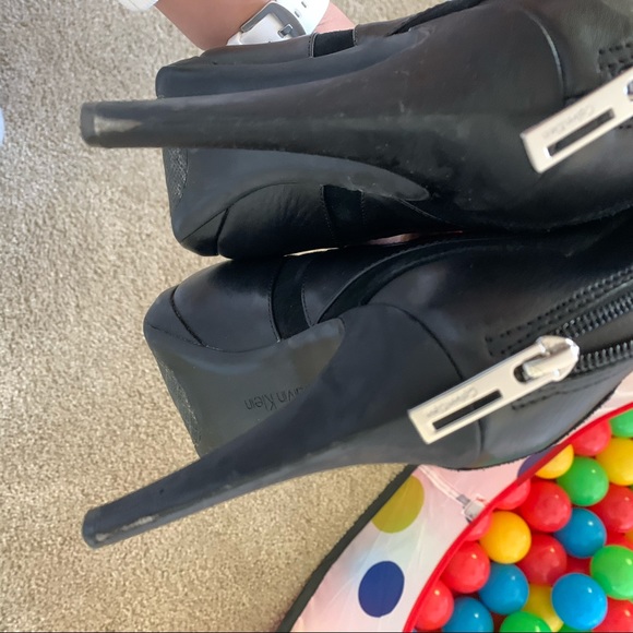 In very good condition Calvin Klein booties - Picture 5 of 7